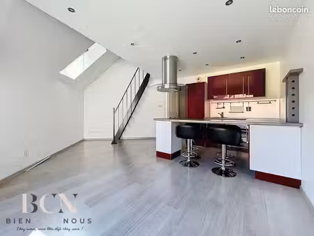 studio 1 pièce 45 m²