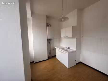 appartement 3 pièces 63 m²