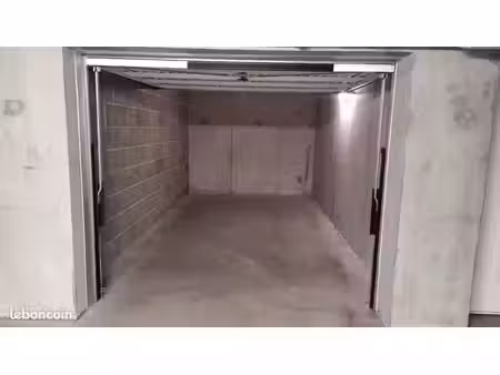 garage location