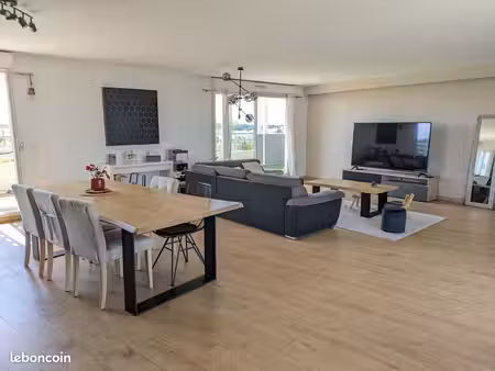 appartement 4 pièces 145 m²