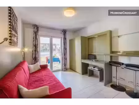 location meublée appartement 1 pièce 20 m² à antibes (06600)  640 €