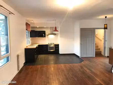 appartement de charme ancien t3 terrasse tasdon la rochelle les minimes proche gare