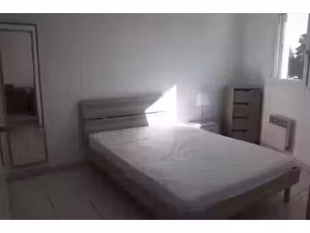 location meublée appartement 2 pièces 32 m² à montpellier (34000)  660 €
