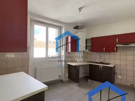 rive de gier - proche gare - loue f2 de 52m2