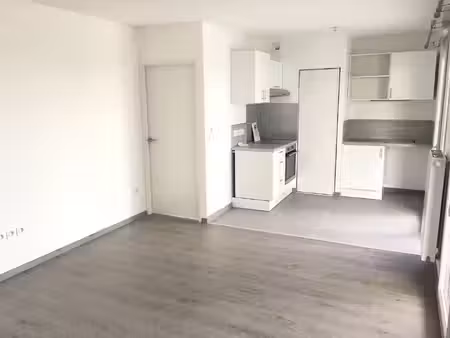 appartement bezannes 2 pièces 45 m2