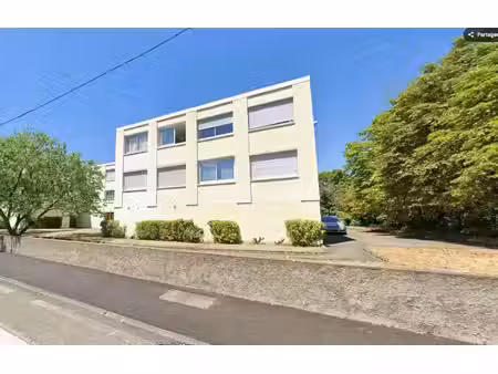 exclusivite clermont-ferrand   beau f1 avec stationnement privat