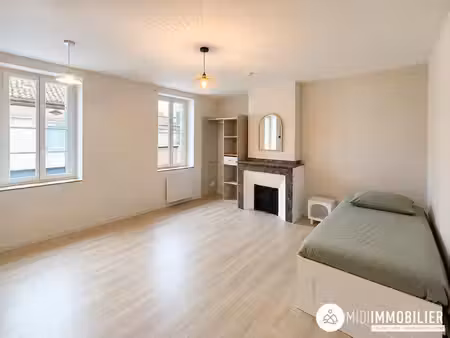 studio meublé refait à neuf - madeleine