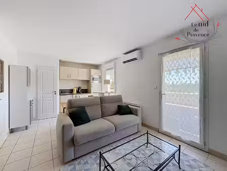 a louer studio meublé de 32 m2 quartier st antoine - l isle sur la sorgue