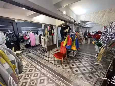 vente locaux professionnels 115 m² à aigues-mortes (30220)  345 500 €
