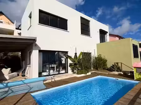 vente maison 3 pièces 120 m² à les trois bassins (97426)  475 000 €