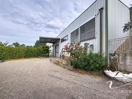 teyran ensemble immobilier professionnel rare entrepôt 