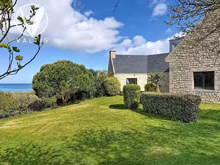 maison en pierres avec superbe vue mer a vendre saint cast
