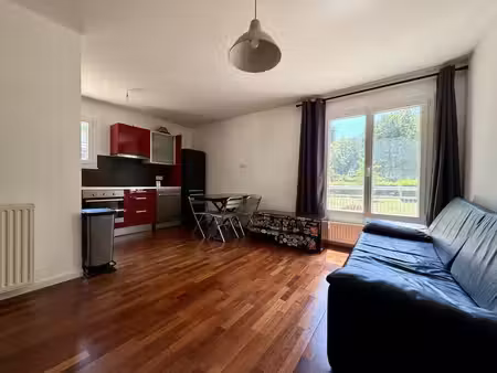grand t2 lumineux avec box fermé bougival – résidence les lions | appartement 2 pièces de 