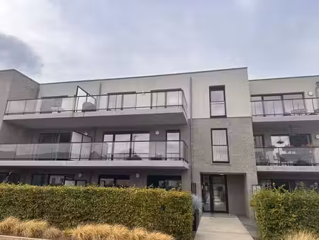 lumineux et spacieux appartement 2 ch. * cadre exceptionnel