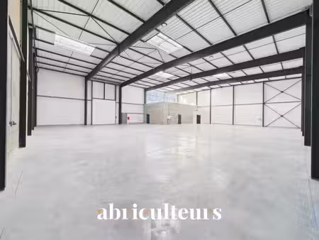 bâtiment d’activité de 755 m² en vente à 1h de paris (28000)
