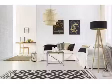 ***proche st augustin ***bel appartement 3 pièces avec extérieur + place de parking !