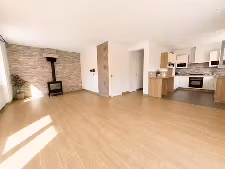 vente maison 4 pièces 85 m² à eglise-neuve-de-vergt (24380)  210 400 €