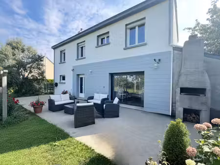vente maison 6 pièces  150.00m²  grand