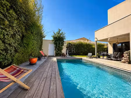 maison d'architecte 4pièces 134m2 avec piscine