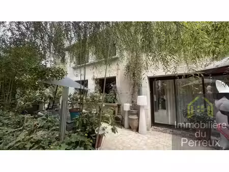ensemble immobilier unique de 271 m2 ha sur parcelle de 780