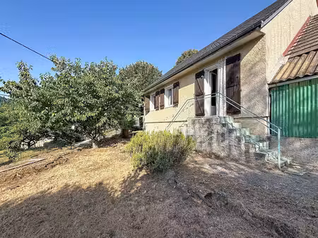 maison de plain-pied 3 pièces  avec jardin arboré et garage – saint-beauzély