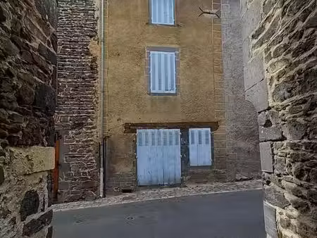 maison de village 5 pièces 90 m²