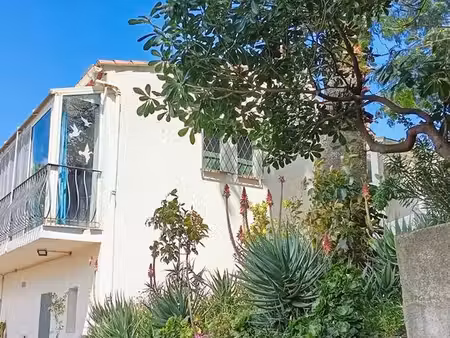 villa au calme grand jardin clos