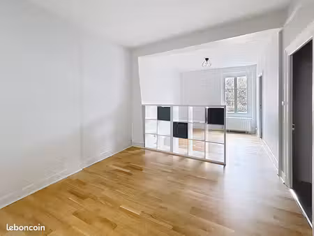 appartement 1 pièce 38 m²