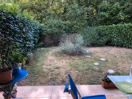 appartement f3 meublé 73 m3 avec jardin et garage
