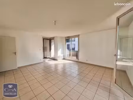 appartement 3 pièces 66 m²