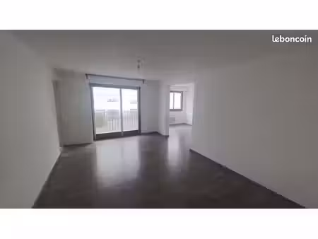 appartement 3 pièces 81 m²