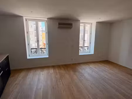 appartement t2 - 51.90 m² - tarbes