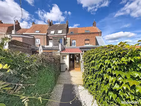 maison de ville 4 pièces 77 m²