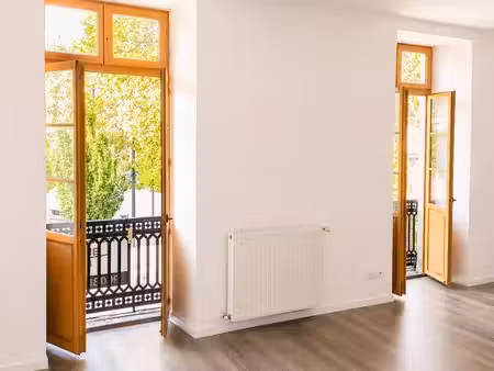 loue t2 59 m²