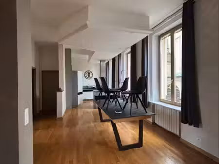 appartement 80 m2 - dole centre-ville - parking privatif