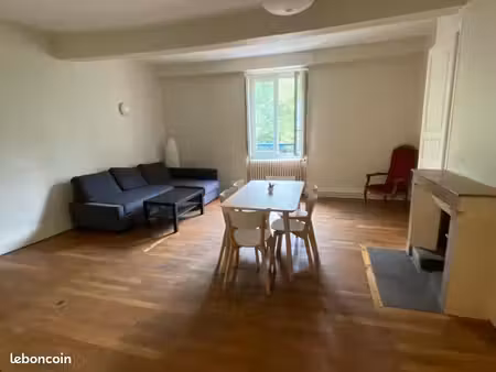 appartement t4  3 grandes chambres hyper centre secteur nôtre dame