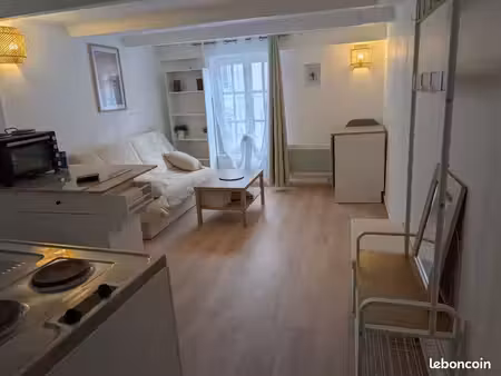 appartement meublé 1 pièce 21m2 apte pour vous accueillir