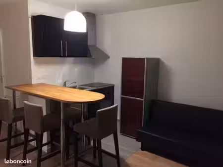 appartement meublé  rénové confortable tout équipé