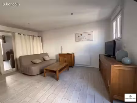 studio 1 pièce 29 m²