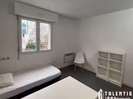studio 1 pièce 19 m²