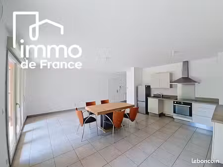 appartement 4 pièces 82 m²