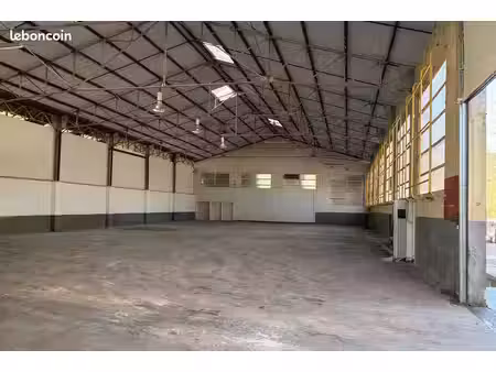 local de 700 m2 ref : gh4