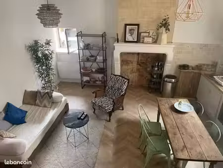 t2 duplex meublé 46 m² avec parking – bordeaux saint-michel- 990 cc