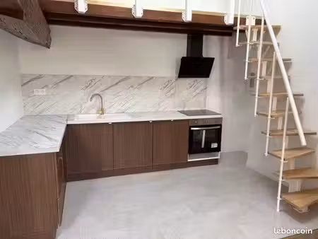à louer – appartement t3 en duplex à mâcon