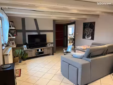 particulier loue 5 pièces  134 m2 habitable dans une maison alsacienne