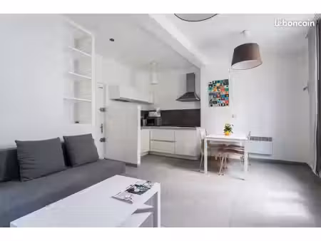 appartement f2 ecusson centre historique
