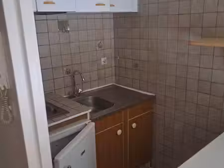 beau studio de 32m² très bon état