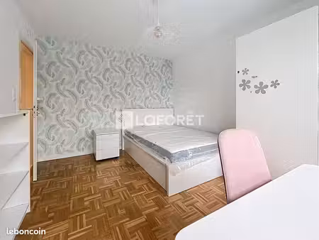 appartement 1 pièce 13 m²