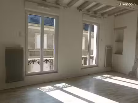 appartement de 41 m2 - centre ville - la ferté bernard