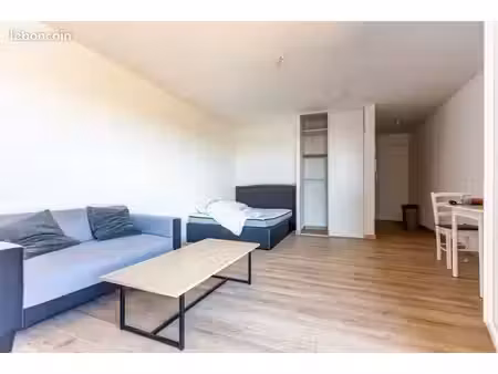 studio meublé